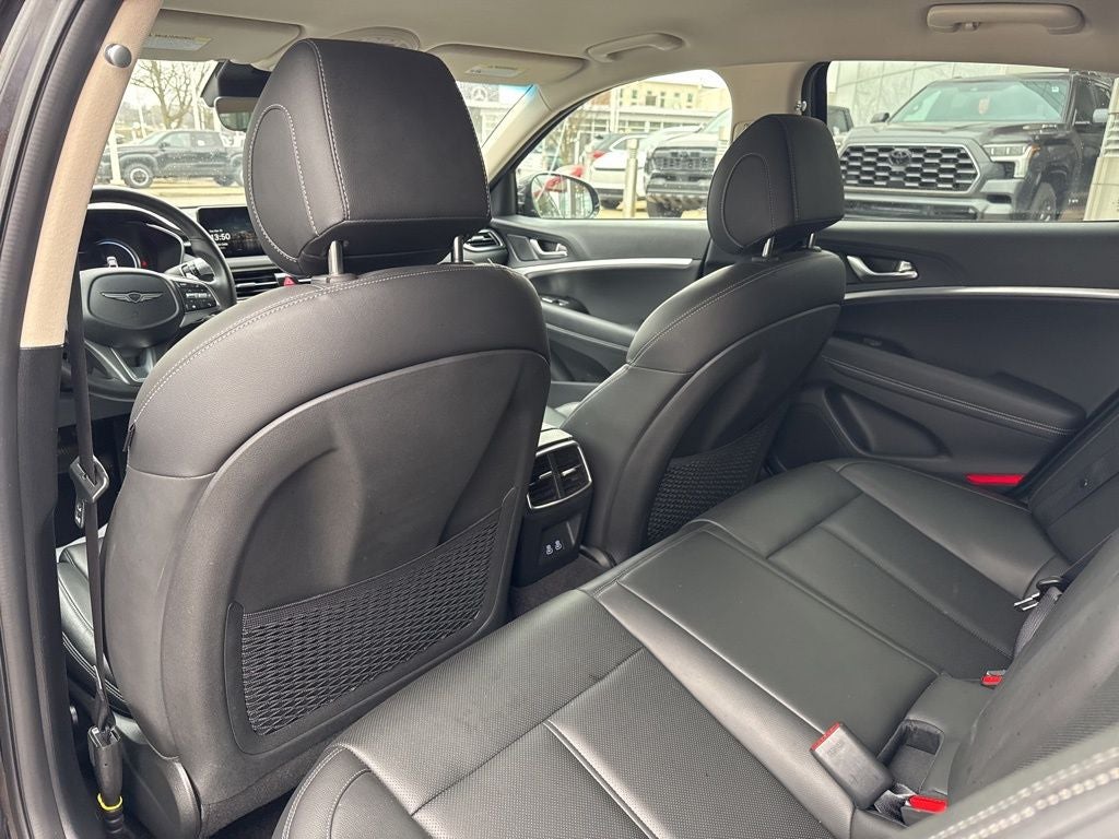 2025 Genesis G70 2.5T