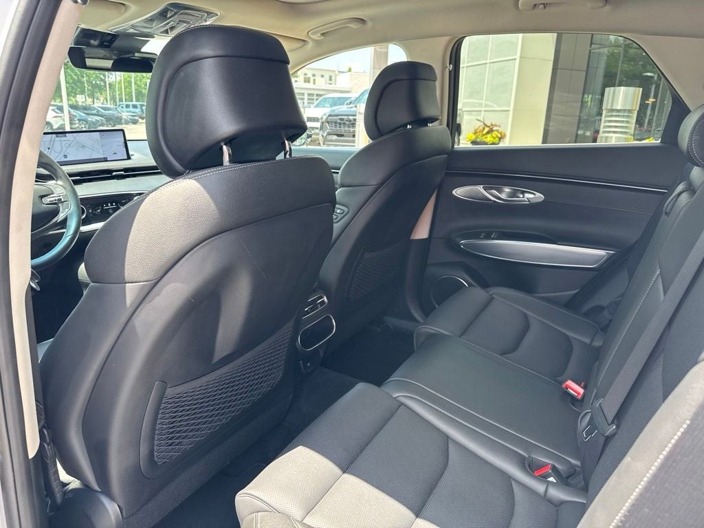 2022 Genesis GV70 2.5T