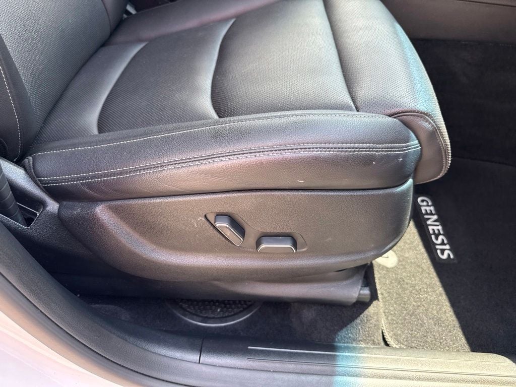 2022 Genesis GV70 2.5T