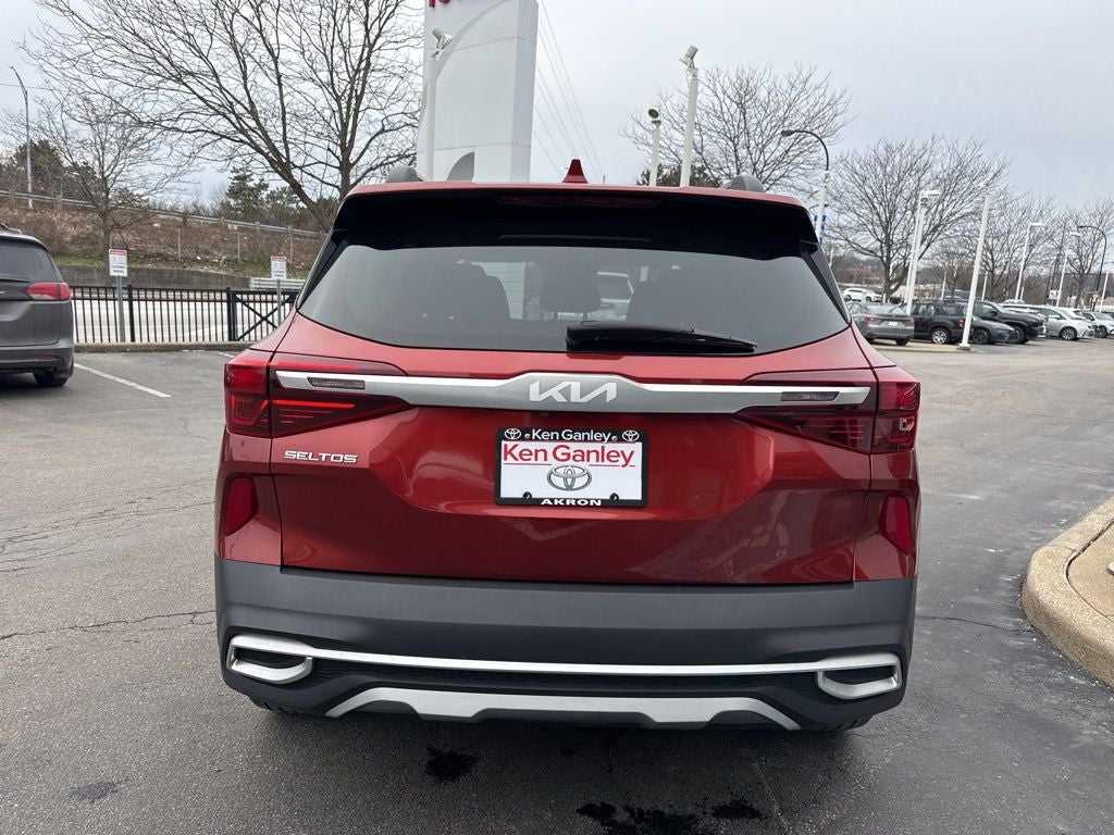 2022 Kia Seltos Nightfall