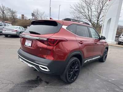 2022 Kia Seltos Nightfall