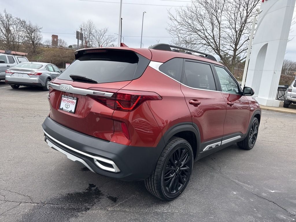 2022 Kia Seltos Nightfall