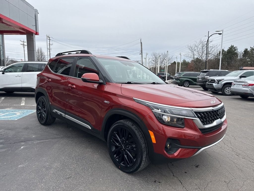 2022 Kia Seltos Nightfall