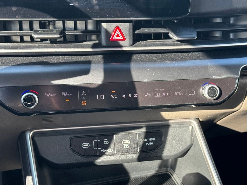 2026 Kia Carnival LXS