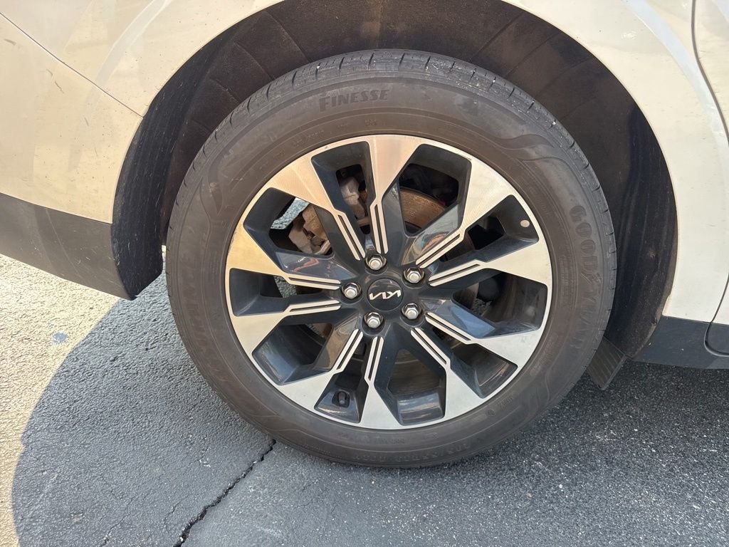 2024 Kia Carnival EX