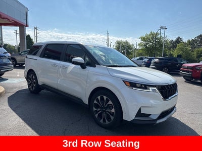 2024 Kia Carnival EX