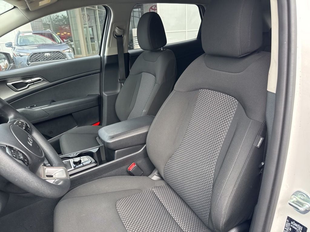 2025 Kia Sportage LX