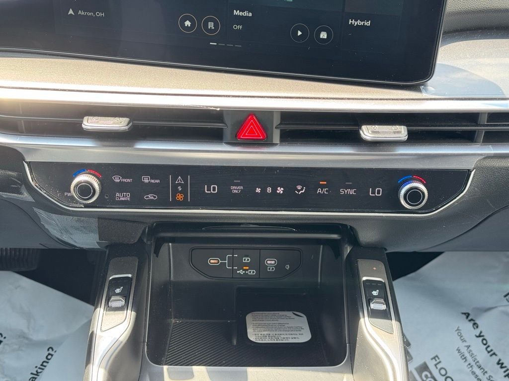 2026 Kia Sorento Hybrid EX