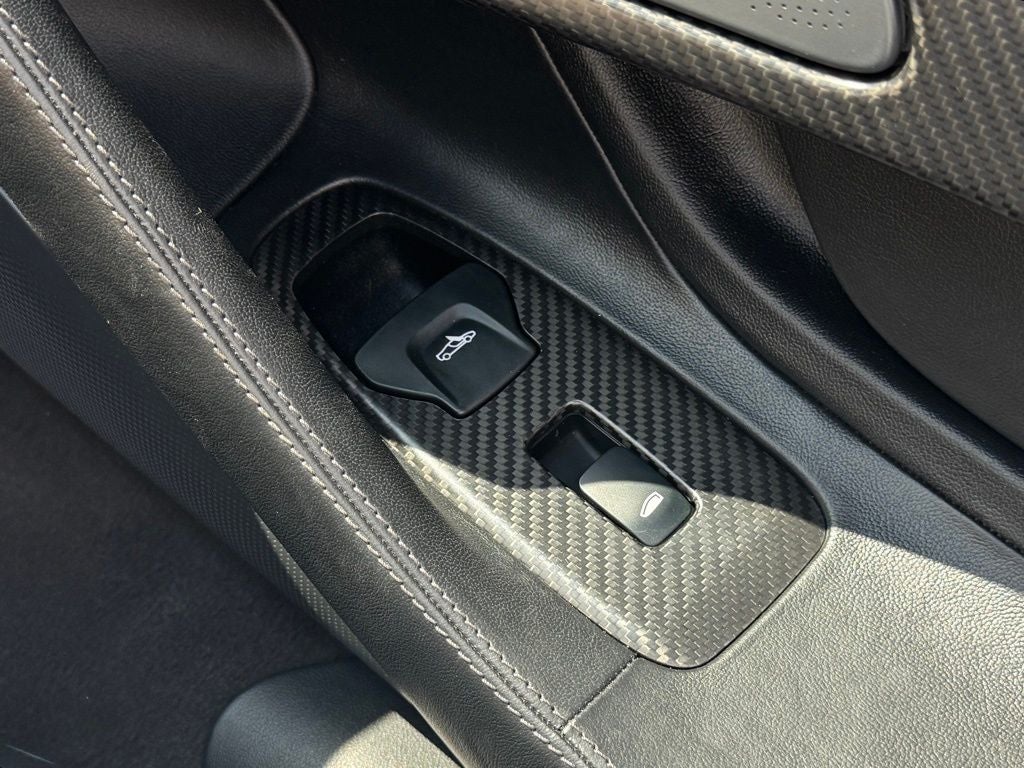 2019 McLaren 570S Base