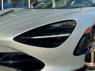 2022 McLaren 720S Performance