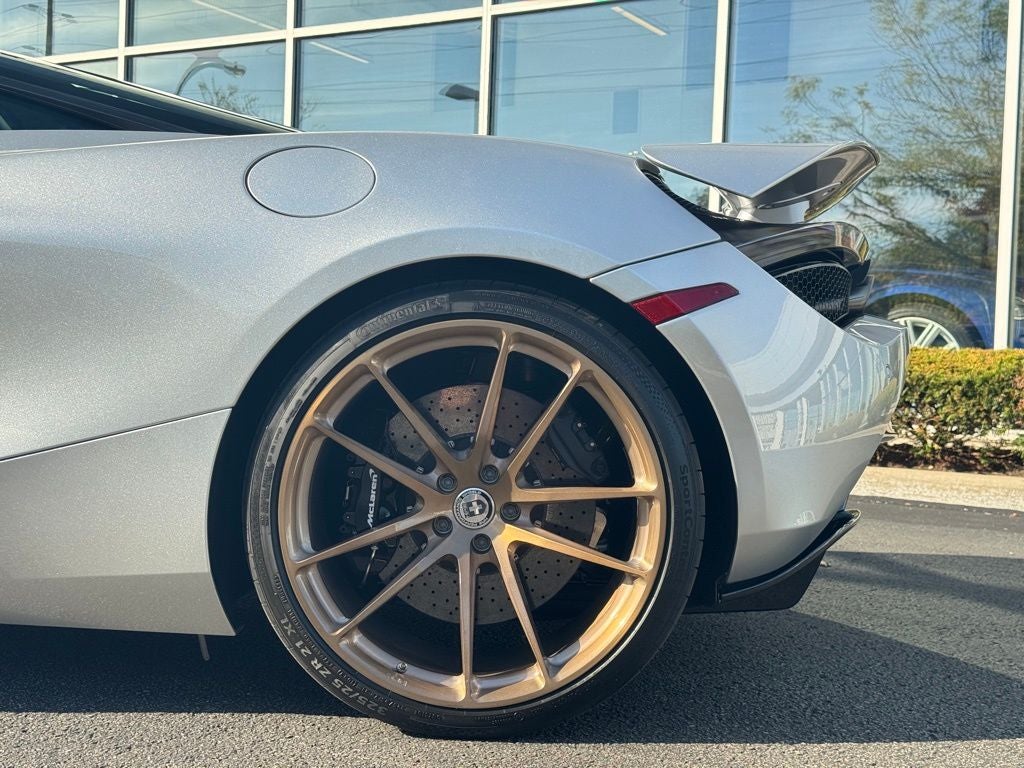 2022 McLaren 720S Performance