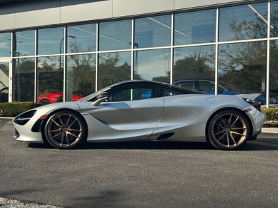 2022 McLaren 720S Performance