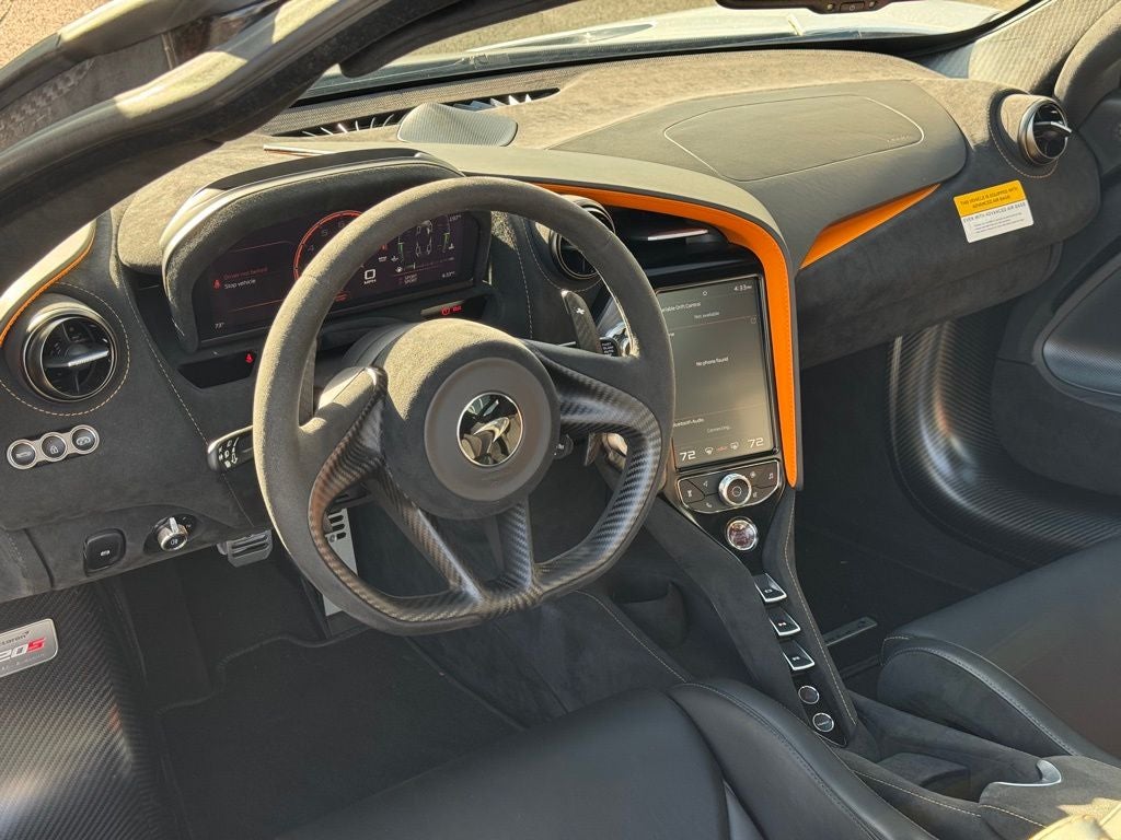 2022 McLaren 720S Performance