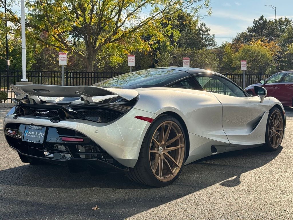 2022 McLaren 720S Performance