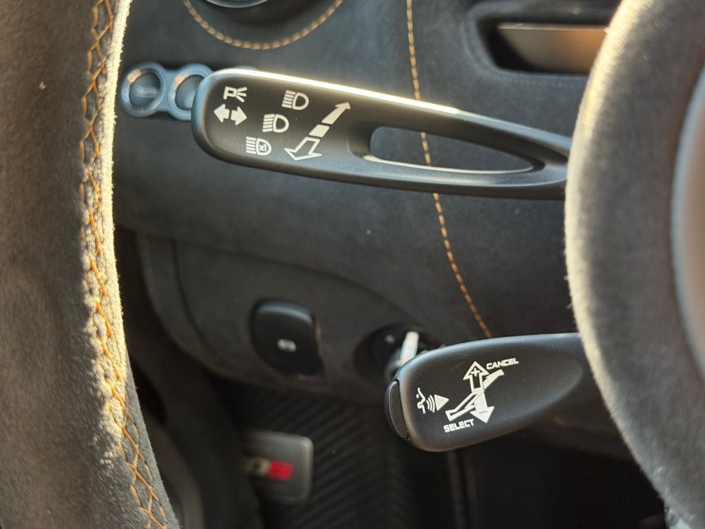 2022 McLaren 720S Performance