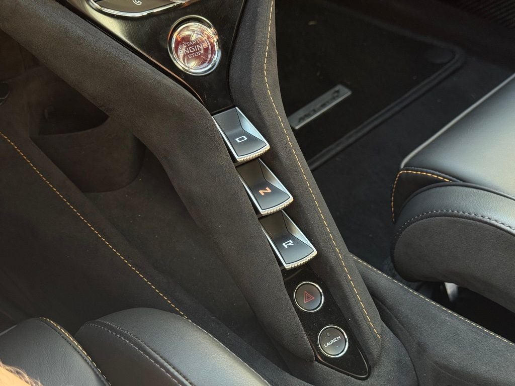 2022 McLaren 720S Performance