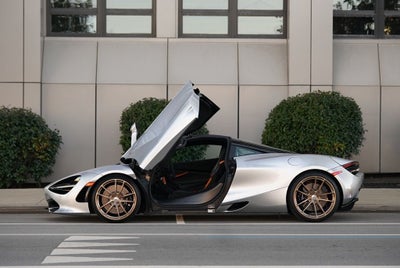 2022 McLaren 720S Performance