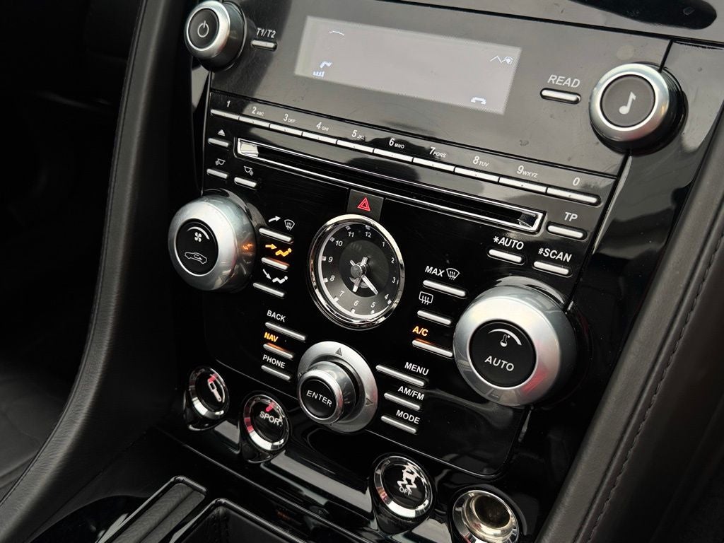 2012 Aston Martin DBS Volante