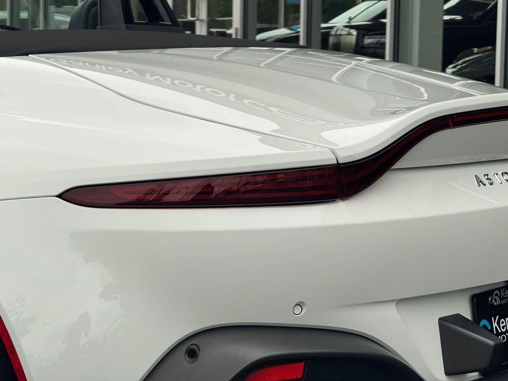 2023 Aston Martin Vantage Base