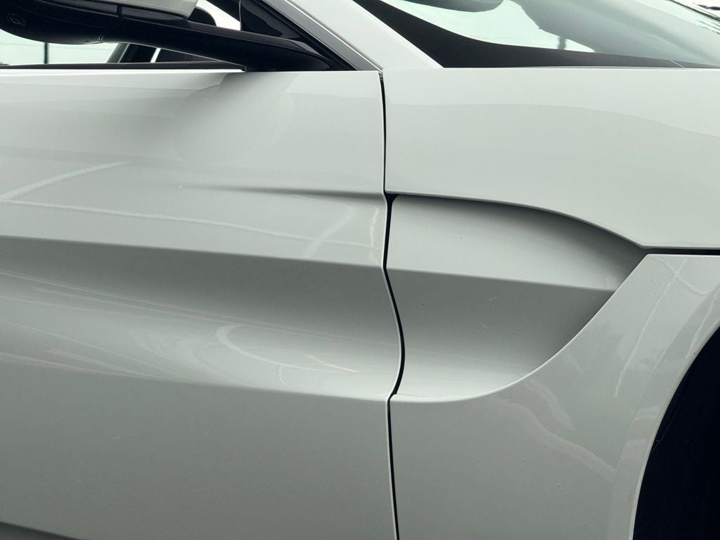 2023 Aston Martin Vantage Base