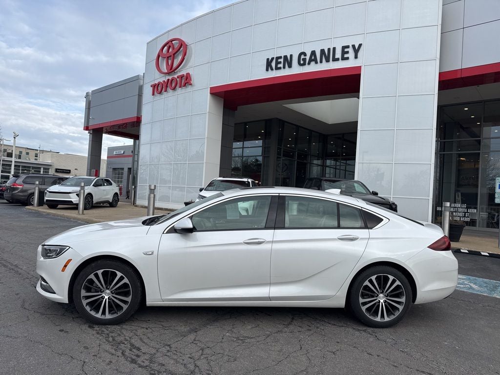 2018 Buick Regal Essence