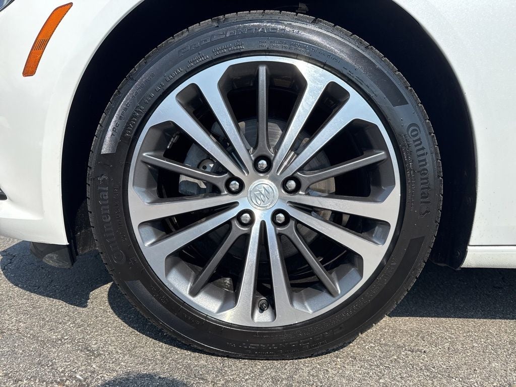 2018 Buick Regal Essence