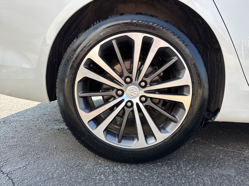 2018 Buick Regal Essence