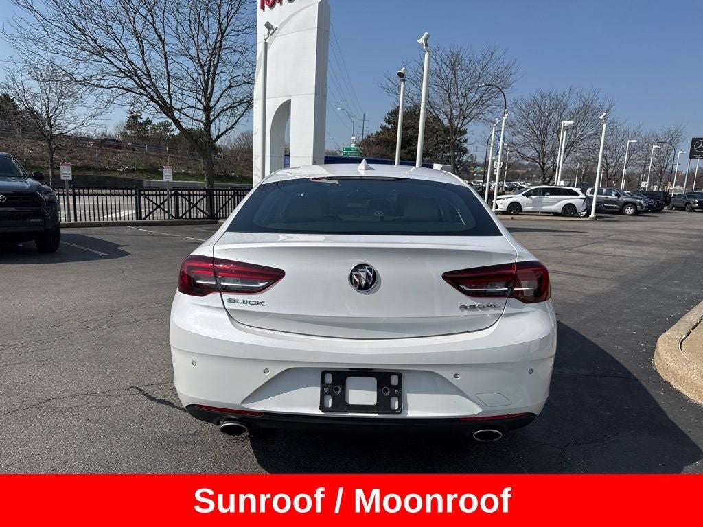 2018 Buick Regal Essence