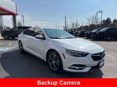 2018 Buick Regal Essence