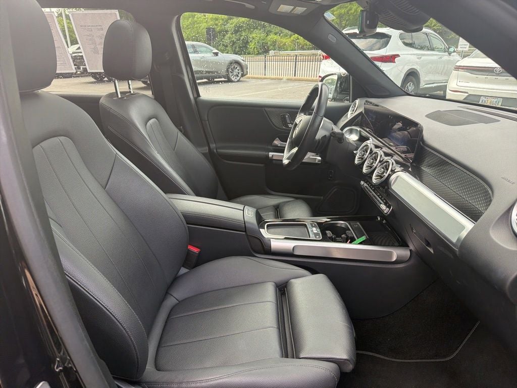2025 Mercedes-Benz GLB GLB 250