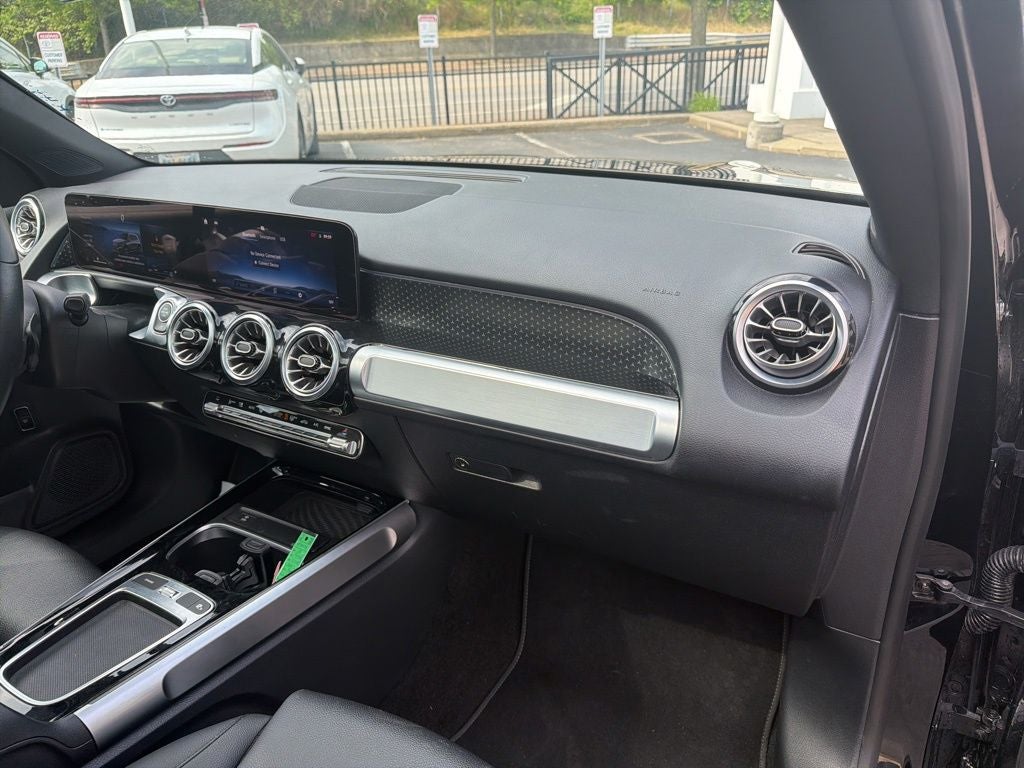 2025 Mercedes-Benz GLB GLB 250