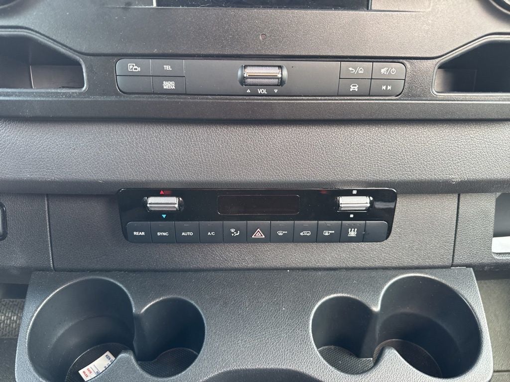 2024 Mercedes-Benz Sprinter 2500 Passenger 144 WB