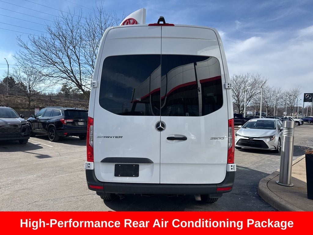 2024 Mercedes-Benz Sprinter 2500 Passenger 144 WB