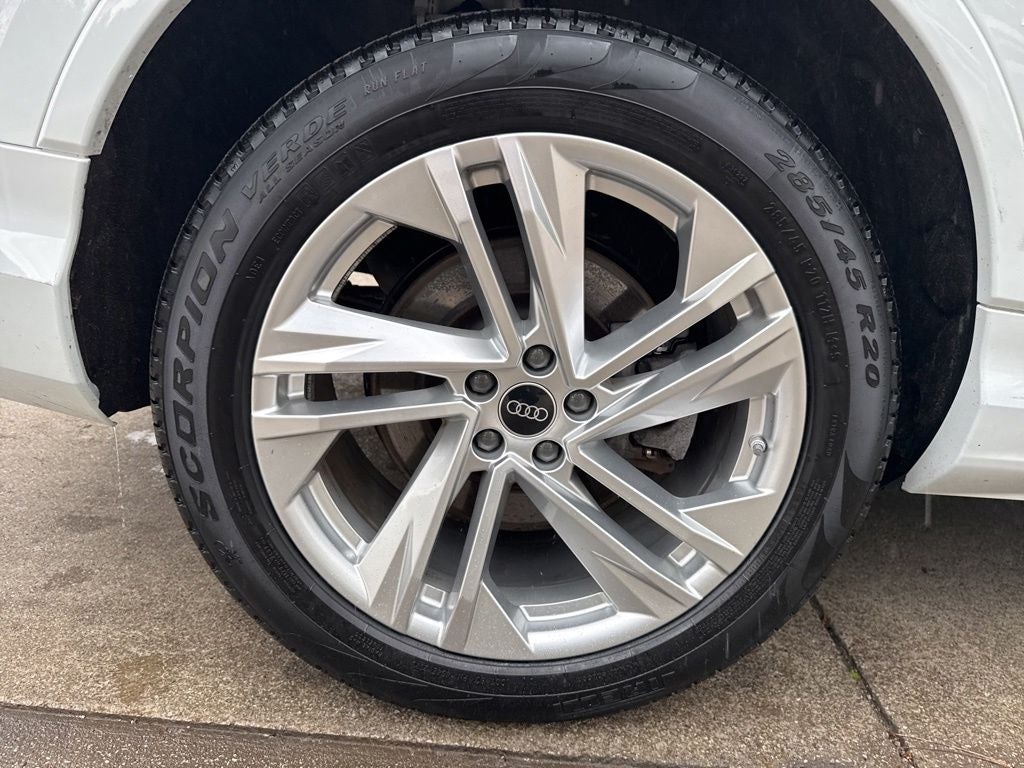 2023 Audi Q7 55 Premium quattro
