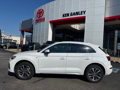2024 Audi Q5 45 S line Premium quattro