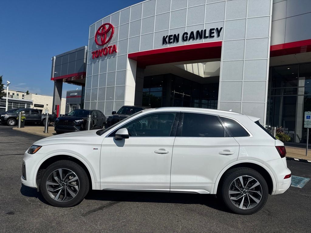 2024 Audi Q5 45 S line Premium quattro