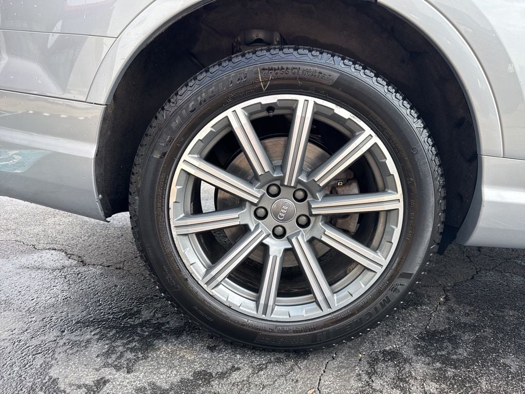 2019 Audi Q7 55 Premium Plus quattro