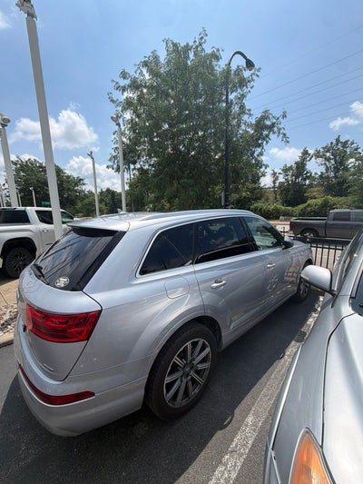 2019 Audi Q7 55 Premium Plus quattro