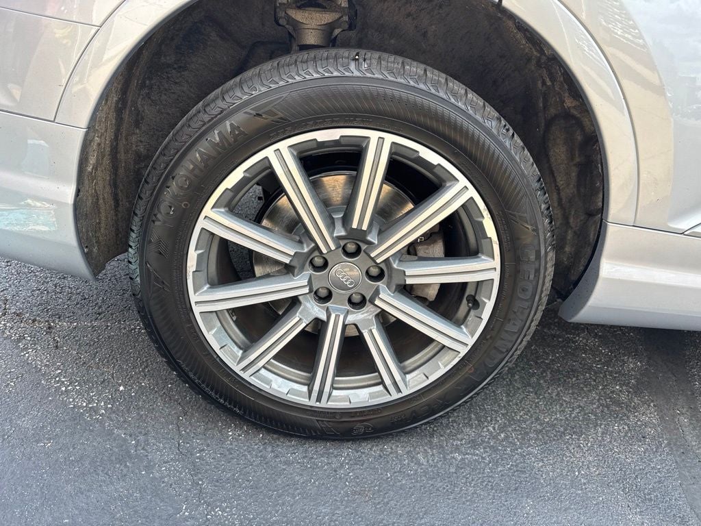 2019 Audi Q7 55 Premium Plus quattro