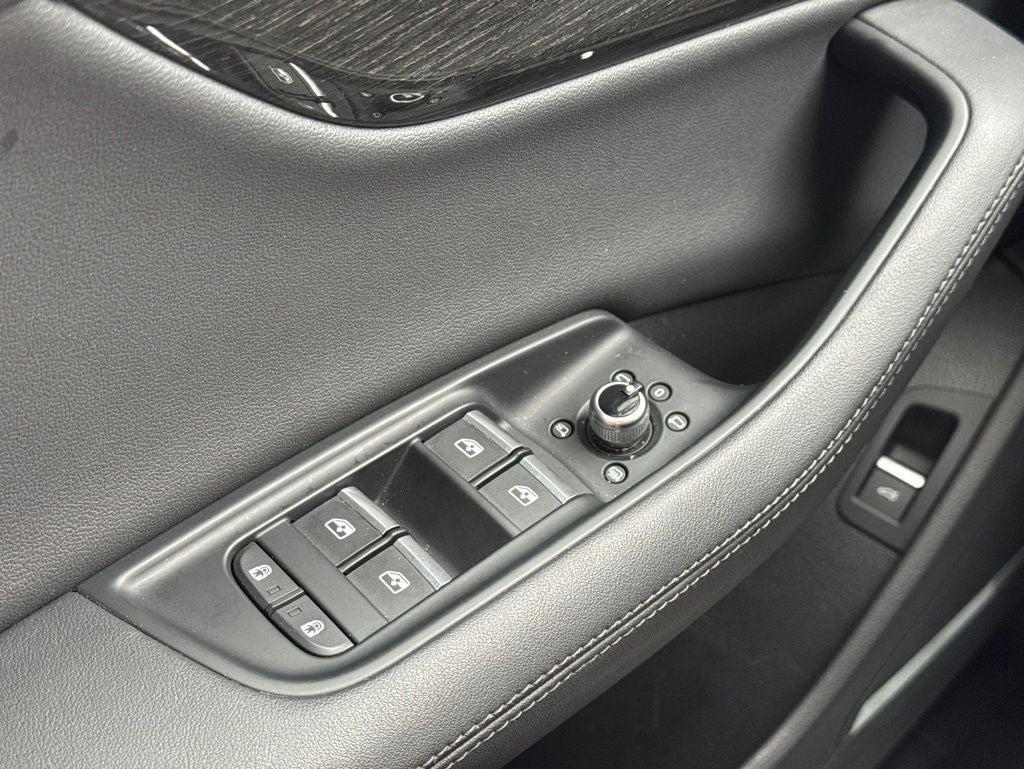 2024 Audi Q7 45 Premium Plus quattro