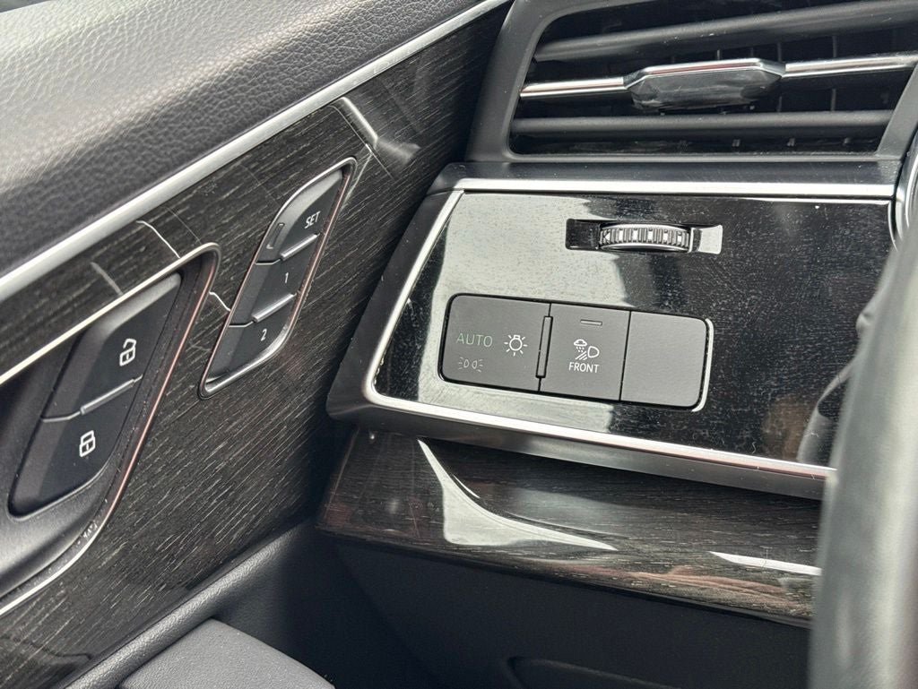 2024 Audi Q7 45 Premium Plus quattro