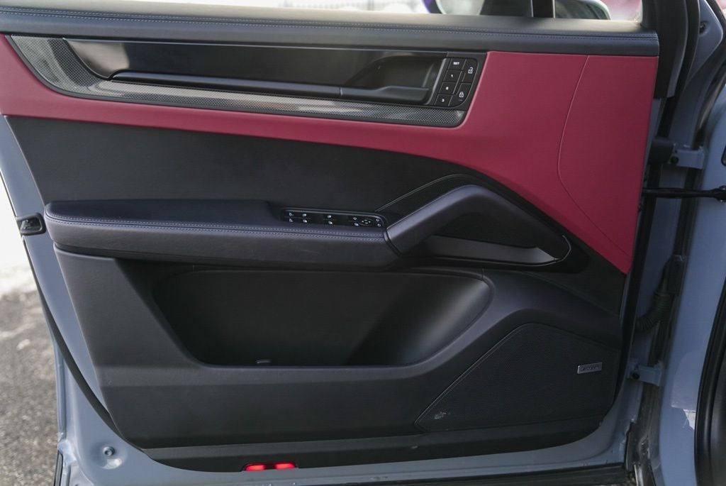 2024 Porsche Cayenne Coupe Turbo GT