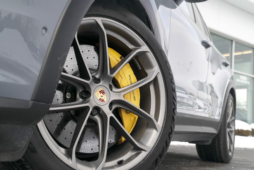 2024 Porsche Cayenne Coupe Turbo GT