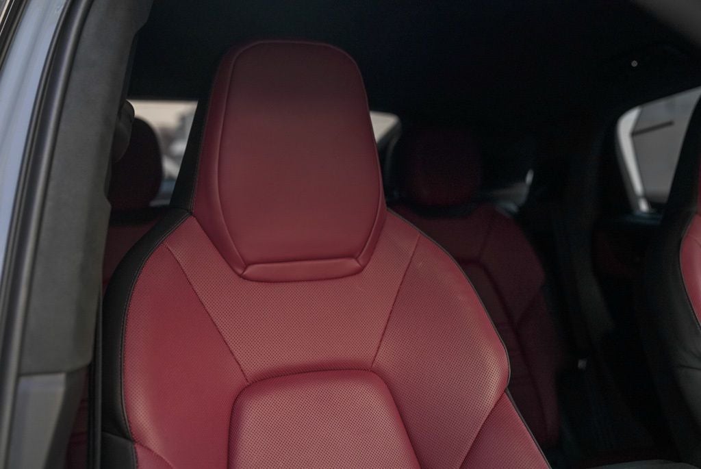 2024 Porsche Cayenne Coupe Turbo GT