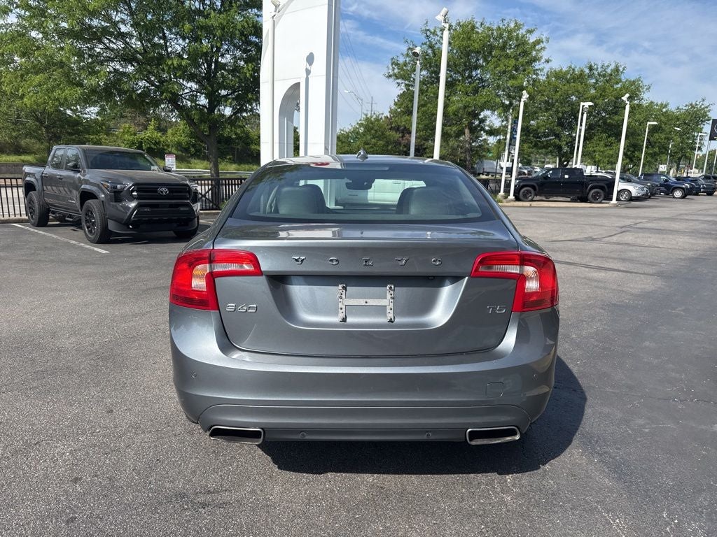 2016 Volvo S60 T5 Drive-E Premier