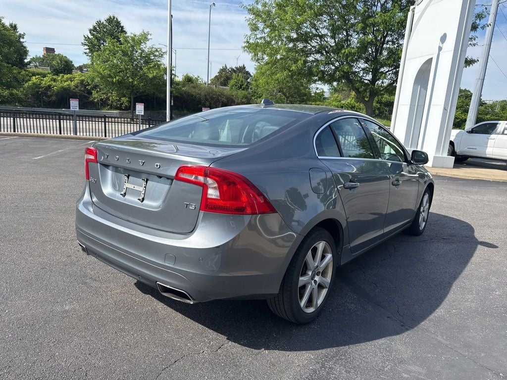 2016 Volvo S60 T5 Drive-E Premier