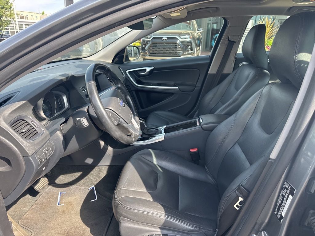 2016 Volvo S60 T5 Drive-E Premier