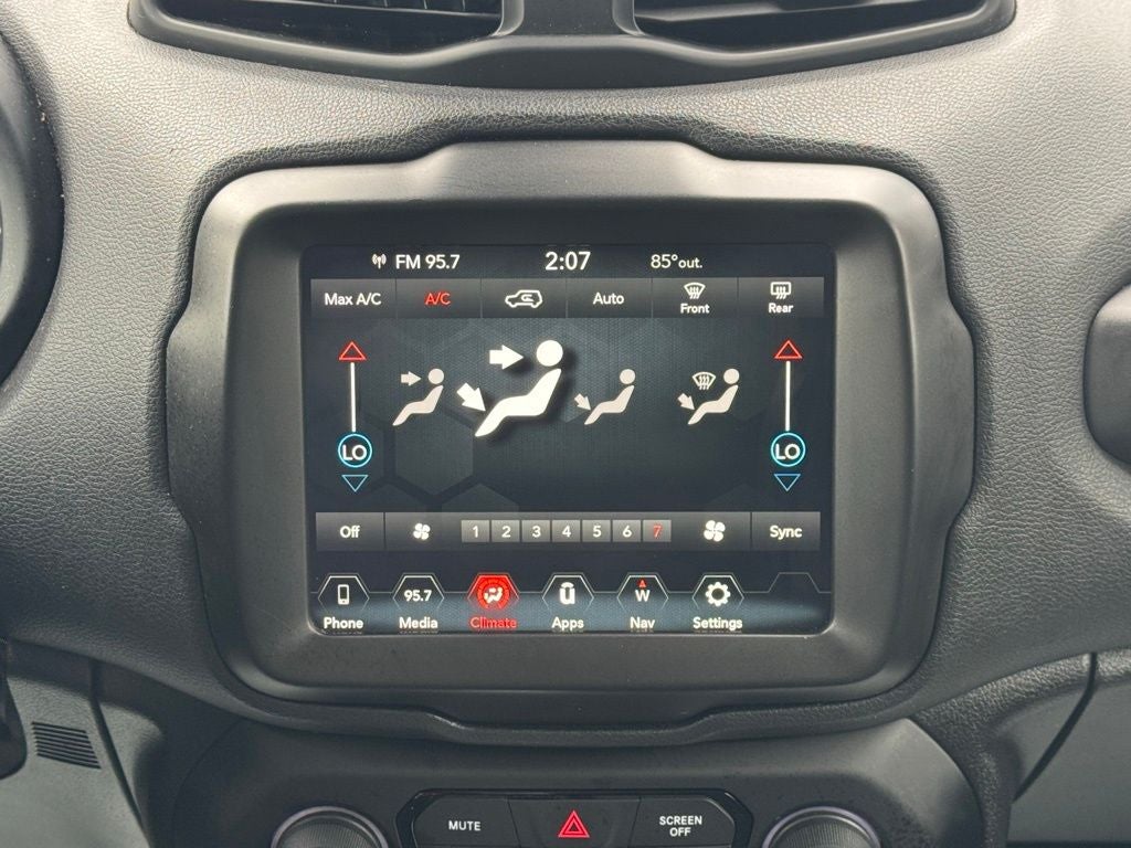 2023 Jeep Renegade Latitude