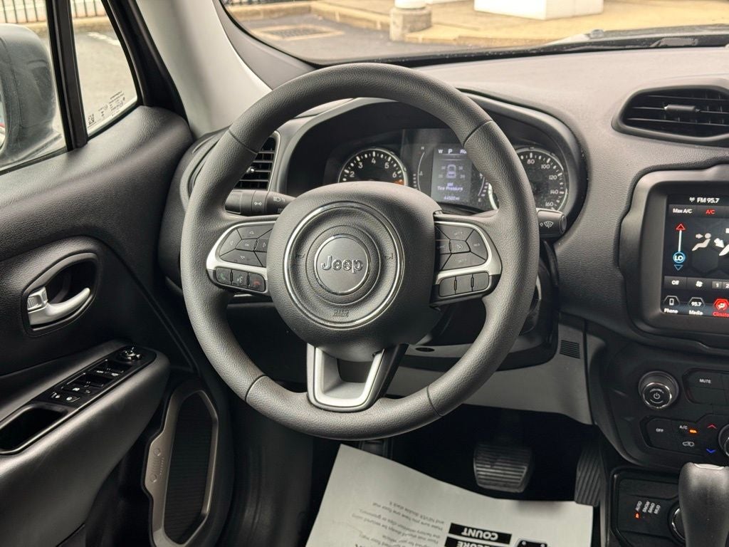2023 Jeep Renegade Latitude
