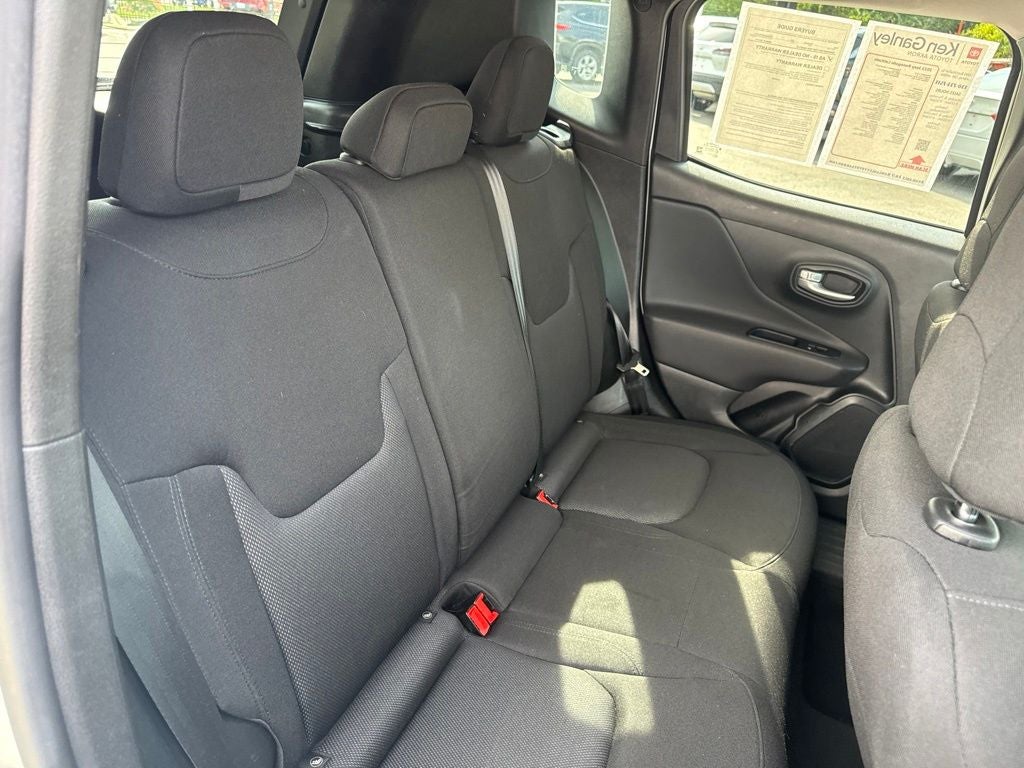 2023 Jeep Renegade Latitude